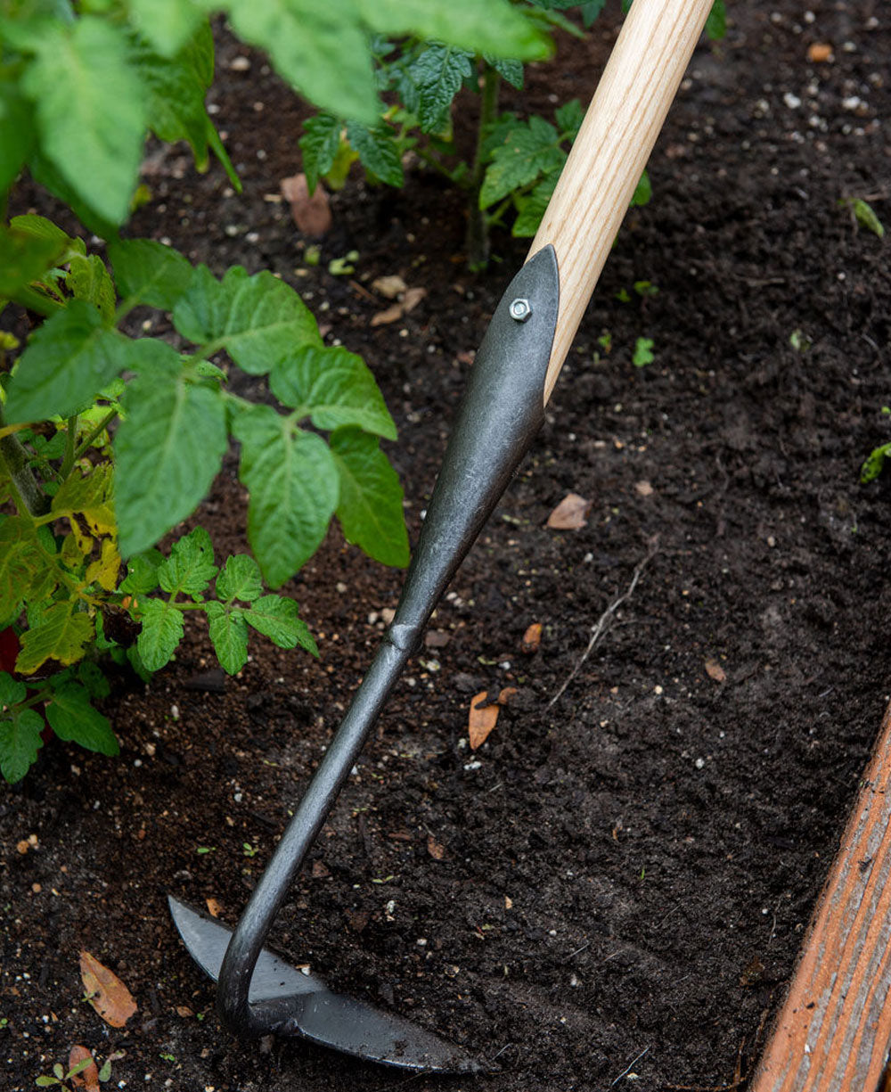 Gardener’s Lifetime Half-Moon Hoe